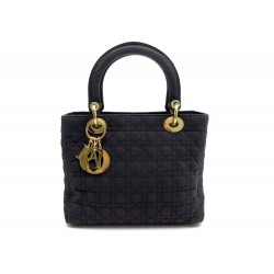 SAC A MAIN CHRISTIAN DIOR LADY DIOR CANNAGE 24 CM EN TOILE NOIR HAND BAG 1900€