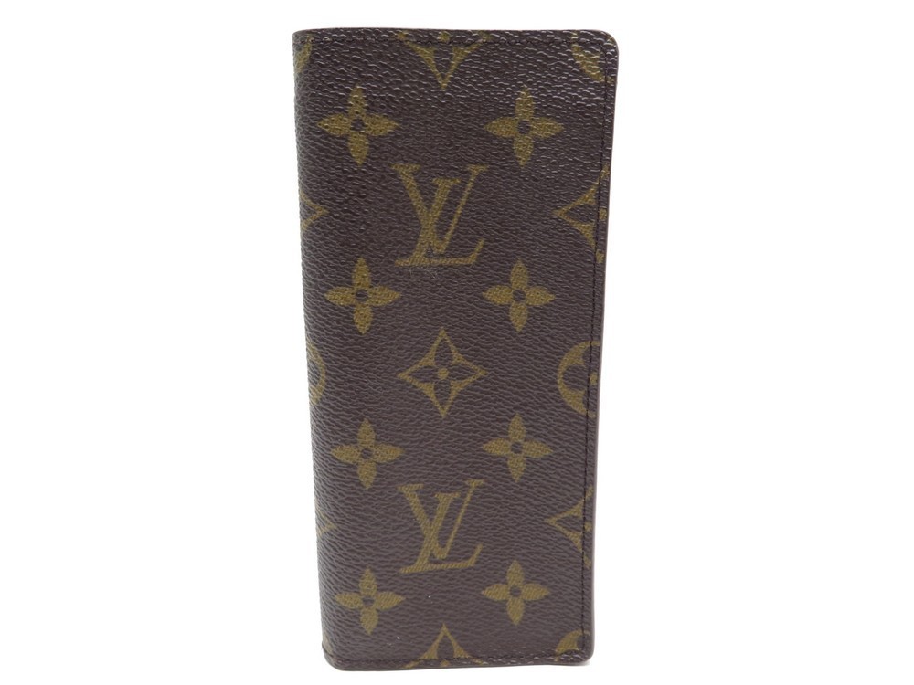 Louis Vuitton Monogram Etui a Lunettes Rabat Glasses Case – The Luxe Lion  Boutique