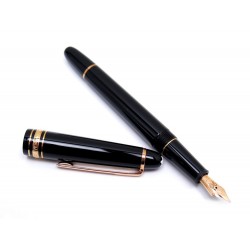 NEUF STYLO PLUME MONTBLANC MEISTERSTUCK CLASSIQUE 90 ANS RESINE NOIRE 510€