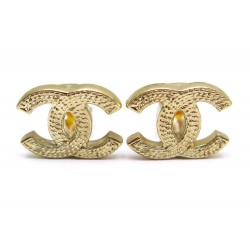 NEUF BOUCLES D 'OREILLES CHANEL LOGO CC EN METAL DORE GOLDEN GOLD EARRINGS 390€