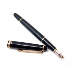 STYLO PLUME MONTBLANC MEISTERSTUCK CLASSIQUE RESINE NOIRE 