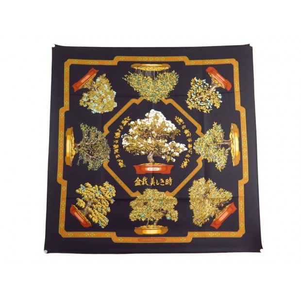 NEUF FOULARD HERMES LES BEAUX JOURS DE BONSAI CARRE EN SOIE NOIRE + BOITE 360€