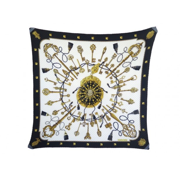 FOULARD HERMES LES CLES PLISSE CARRE EN SOIE NOIRE C. LATHAM SILK SCARF 360€