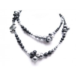 NEUF COLLIER SAUTOIR CHANEL PERLES NOIR GRIS LOGO CC POCHON BOITE NECKLACE 1250€