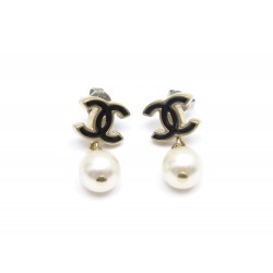 NEUF BOUCLES D'OREILLES CHANEL PERLES PENDANTES METAL DORE GOLDEN EARRINGS 480€