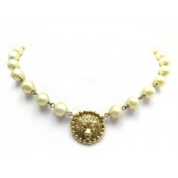 VINTAGE COLLIER PERLES CHANEL ET METAL DORE 