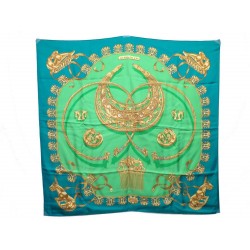 FOULARD HERMES LES CAVALIERS D'OR RYBALTCHENKO CARRE SOIE VERT SILK SCARF 350€