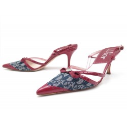 CHAUSSURES DIOR T39.5 ESCARPINS EN CUIR ROSE ET TOILE MONOGRAMME BLEU PUMP 750