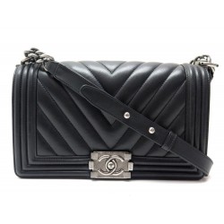 SAC A MAIN CHANEL BOY CHEVRON EN CUIR DE VEAU NOIR HAND BAG BLACK LEATHER 4180