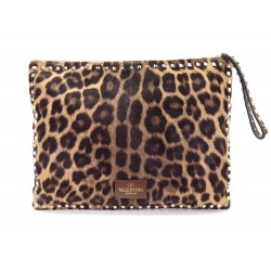 POCHETTE A MAIN ROCKSTUD VALENTINO EN POULAIN MOTIF LEOPARD CLUTCH BAG 1100