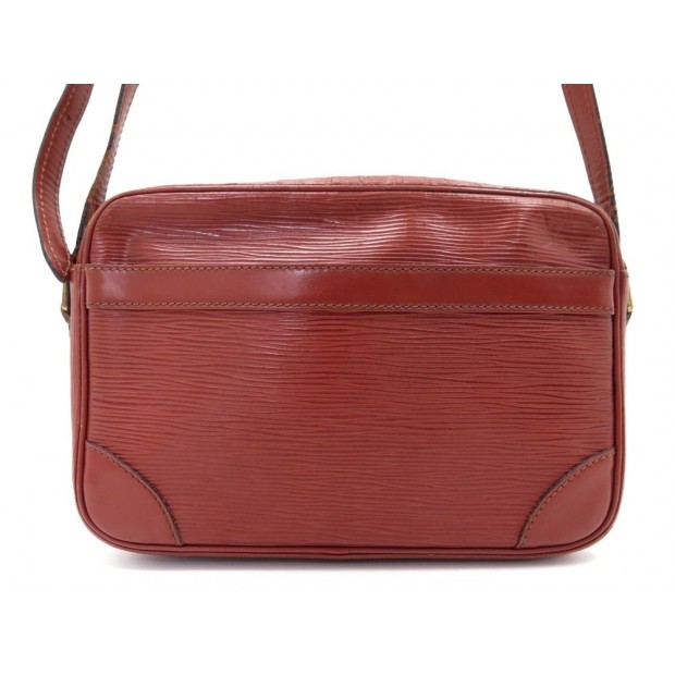 SAC A MAIN LOUIS VUITTON TROCADERO BANDOULIERE EN CUIR EPI MARRON HANDBAG 1270€