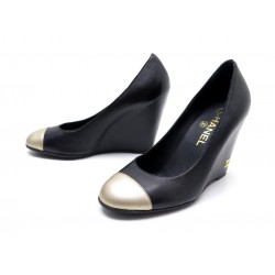 CHAUSSURES CHANEL A TALONS COMPENSES T 5 38 CUIR BICOLORE NOIR & DORE SHOES 650