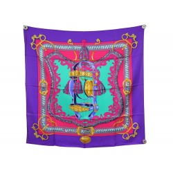 NEUF FOULARD HERMES BRIDE DE COUR 