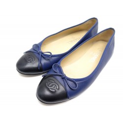 BALLERINE CHANEL CUIR BLEU ET NOIR 