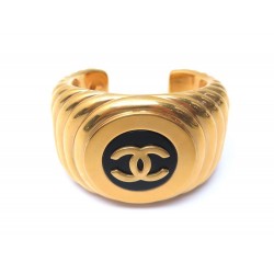 BRACELET CHANEL MANCHETTE METAL DORE LOGO CC 