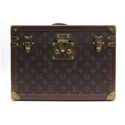 VINTAGE MALLE LOUIS VUITTON BOITE PHARMACIE EN TOILE MONOGRAM VANITY CASE 3700€