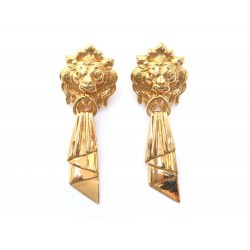 BOUCLES D'OREILLES CHANEL TETE DE LION PENDANTES METAL DORE GOLDEN EARRINGS 570€