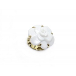 BAGUE CHANEL CAMELIA GM T55 EN OR JAUNE ET ONYX + ECRIN YELLOW GOLD RING 3750€