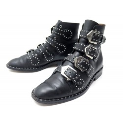 BOTTINES GIVENCHY A SANGLES EN CUIR