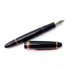 STYLO PLUME MONTBLANC MEISTERSTUCK 146 EN RESINE NOIR A PISTON FOUNTAIN PEN 600€