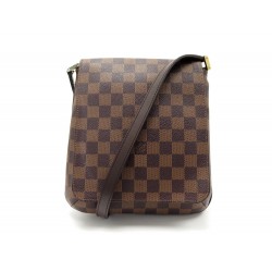 SAC MAIN VUITTON MUSETTE DAMIER 