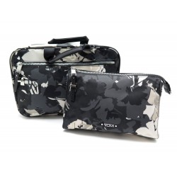 NEUF LOT TUMI TROUSSE A MAQUILLAGE MADINA + POCHETTE BASEL TOILE MOTIF GRIS 260€