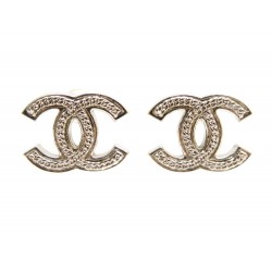 BOUCLES D'OREILLES CHANEL PUCES LOGO CC MOTIF CHAINE METAL DORE EARRINGS 390€