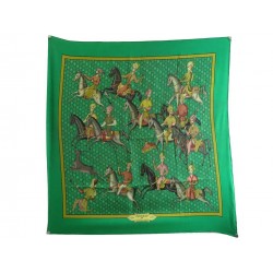 RARE FOULARD HERMES ISPAHAN PAR TRANCHANT CARRE 90 EN SOIE VERT SILK SCARF 370€