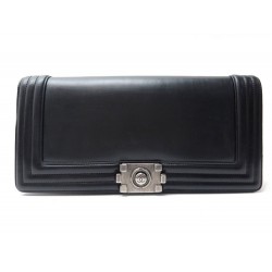 POCHETTE CHANEL BOY CUIR NOIR 