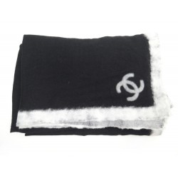 FOULARD CHANEL CHALE LOGO CC EN CACHEMIRE LAINE SOIE NOIR CASHMERE SHAWL 1800€