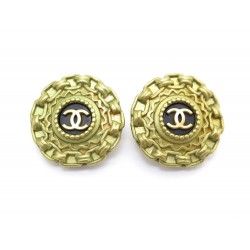 BOUCLES D'OREILLES CHANEL CLIPS LOGO CC EN METAL DORE GOLDEN EARRINGS 570€