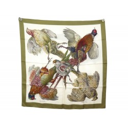 FOULARD HERMES BELLE CHASSE PAR DE LINARES CARRE 90 EN SOIE KAKI SILK SCARF 375€