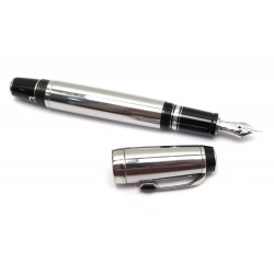 STYLO PLUME MONTBLANC BOHEME RETRACTABLE NOIR ACIER CHROME FOUNTAIN PEN 545€