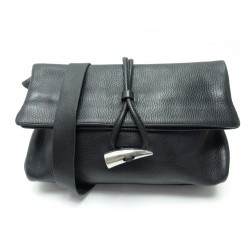 SAC A MAIN BURBERRY BANDOULIERE CUIR NOIR ET TOILE TARTAN SHOULDER HANDBAG 890€