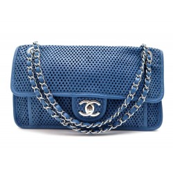 SAC A MAIN CHANEL UP IN THE AIR TIMELESS PERFORE BANDOULIERE EN CUIR BLEU 3800€