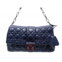 SAC A MAIN CHRISTIAN DIOR MISS MEDIUM EN CUIR CANNAGE BLEU MARINE HAND BAG 2900€