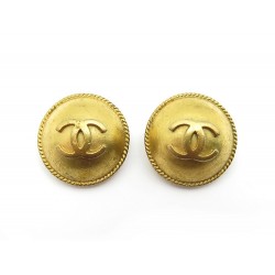 VINTAGE BOUCLES D'OREILLES CHANEL LOGO CC EN METAL DORE GOLDEN EARRINGS 590€