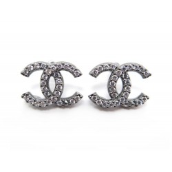 NEUF BOUCLES D'OREILLES CHANEL LOGO CC ET STRASS EN METAL NOIR NEW EARRINGS 350€