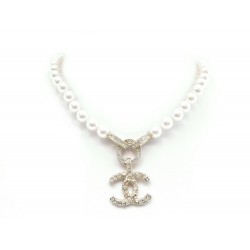 NEUF COLLIER CHANEL LOGO CC STRASS PERLES 43 CM EN METAL DORE PEARLS NECKLACE