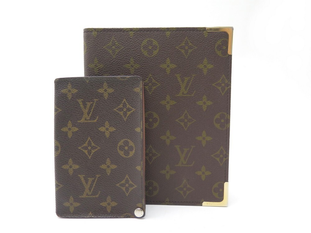 Porte passeport Louis Vuitton