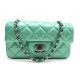 NEUF SAC A MAIN CHANEL TIMELESS MINI CUIR VERNIS VERT 