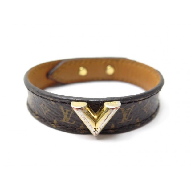 Shop Louis Vuitton Essential v bracelet (M6042G) by EspoirMarche