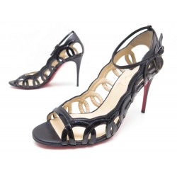 NEUF ESCARPIN LOUBOUTIN 38 