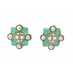 NEUF BOUCLES D'OREILLES CHANEL CC METAL DORE PERLES PIERRES VERTES EARRINGS 390€