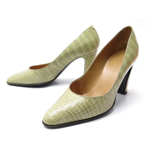 CHAUSSURES HERMES 37.5 ESCARPINS EN CUIR CROCODILE VERT + BOITE PUMP SHOES 3200€