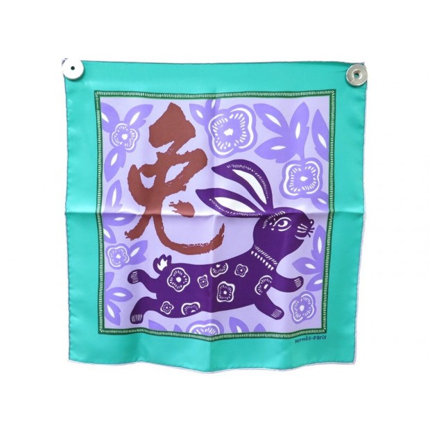 NEUF CARRE FOULARD HERMES GAVROCHE 45 CM YEAR OF THE RABBIT EN SOIE SCARF 210€