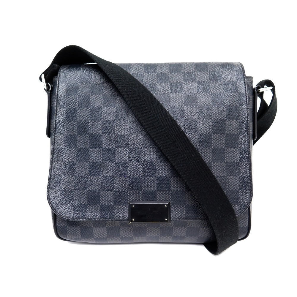 Louis Vuitton - District PM Damier Messenger Bag - Shoulder bag