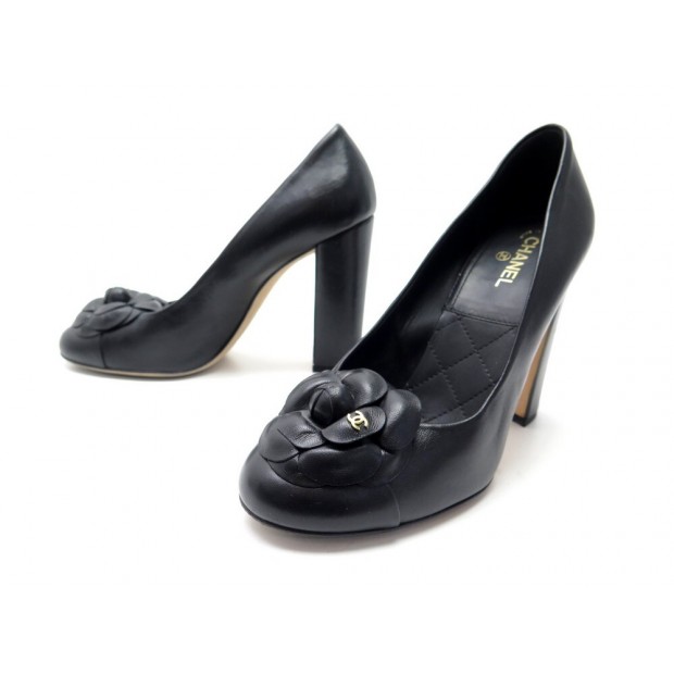 CHAUSSURES CHANEL ESCARPINS CAMELIAS G31544 39 CUIR NOIR LEATHER SHOES 1400€