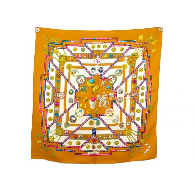 FOULARD HERMES PETITE MAIN CATHY LATHAM CARRE EN SOIE JAUNE OCRE SILK SCARF 495€