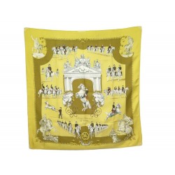 VINTAGE FOULARD HERMES ECOLE ESPAGNOLE DE VIENNE CARRE EN SOIE JAUNE SCARF 350€